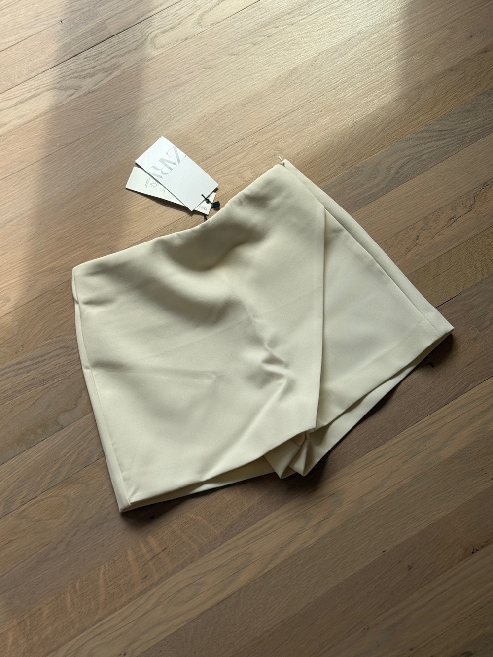 Zara Cream Asymmetric Wrap-Front Skort / Size Small